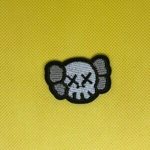 KAWS embroidery iron on patch Hype beast SNEAKERHEAD Uniqlo